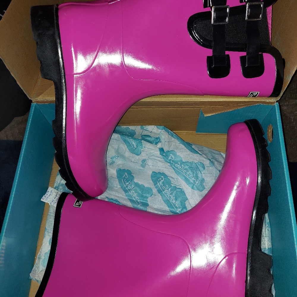 Pink boots